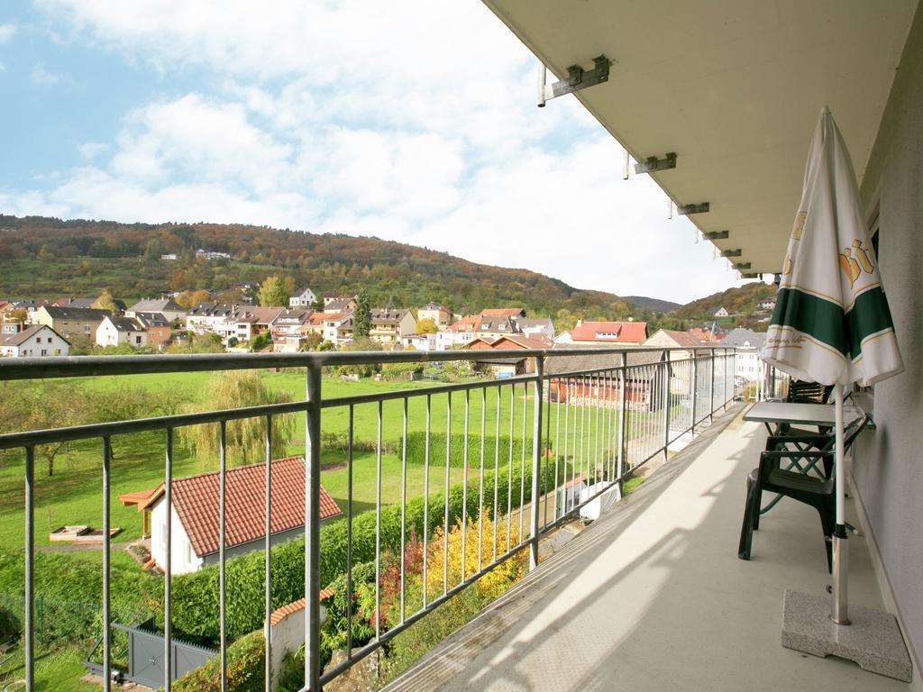 Spacious Apartment In Bollendorf In Nature Park 外观 照片